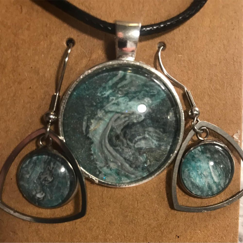 Handmade paint pour necklace and earring set ocean blue